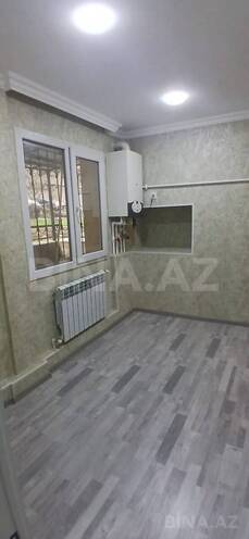 Satılır 2 otaqlı köhnə tikili 50 m², İnşaatçılar m., photo 1 from 14