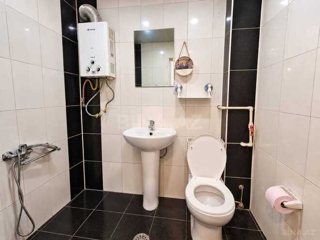 Продаётся 1-комн. вторичка 30 м², м. Кара Караев, photo 5 from 9