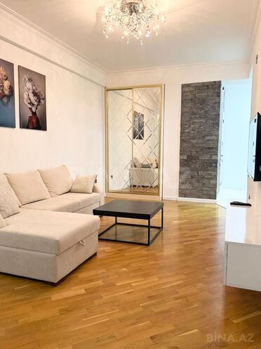 Сдаётся 2-комн. новостройка 70 м², м. 28 мая, photo 4 from 9