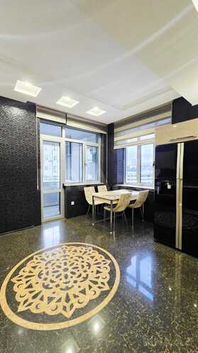 Сдается 3-комн. новостройка 170 м², м. Низами, photo 12 from 32