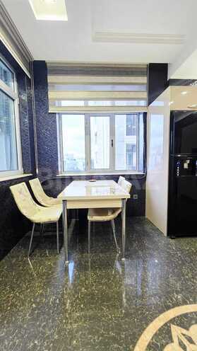 Сдается 3-комн. новостройка 170 м², м. Низами, photo 13 from 32