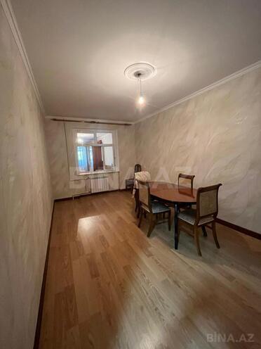 Satılır 4 otaqlı köhnə tikili 100 m², 8-ci mikrorayon q., photo 3 from 20