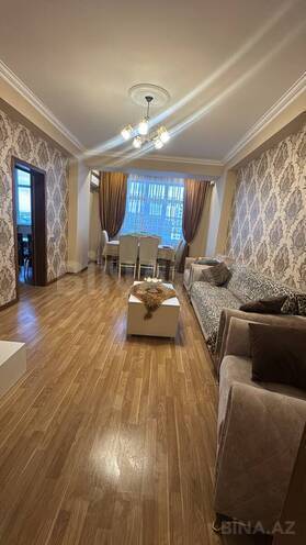 Сдаётся 2-комн. новостройка 65 м², Абшеронcкий  р., photo 1 from 11
