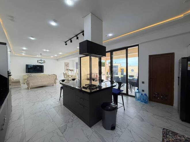 Satılır 4 otaqlı həyət evi/bağ evi 220 m², Şüvəlan q., photo 4 from 25