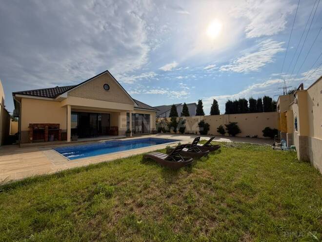 Satılır 4 otaqlı həyət evi/bağ evi 220 m², Şüvəlan q., photo 1 from 25