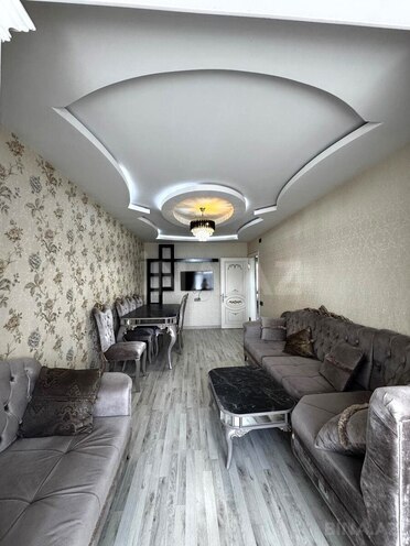 Сдаётся 2-комн. вторичка 65 м², м. Нефтчиляр, photo 3 from 18