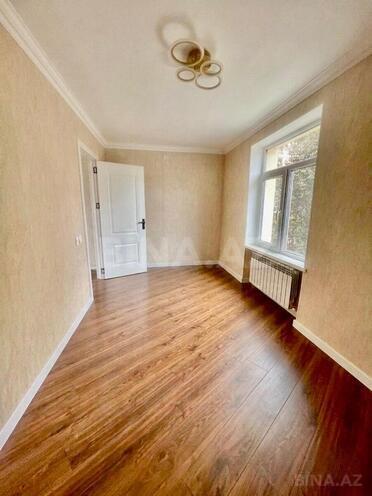 Satılır 2 otaqlı köhnə tikili 50 m², Qara Qarayev m., photo 3 from 11