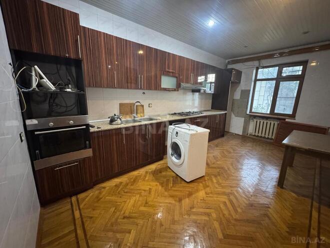 İcarəyə verilir 7 otaqlı həyət evi/bağ evi 370 m², Qara Qarayev m., photo 1 from 32