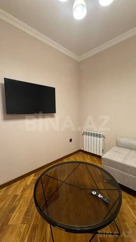 Сдаётся 2-комн. новостройка 45 м², Абшеронcкий  р., photo 4 from 19