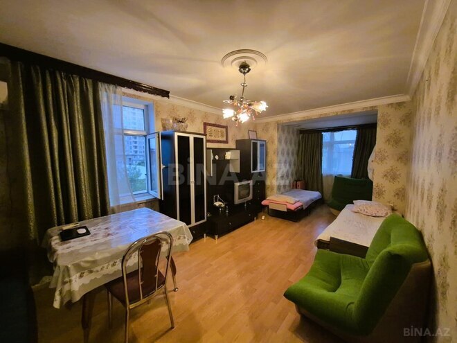 Satılır 1 otaqlı köhnə tikili 30 m², Elmlər Akademiyası m., photo 5 from 12