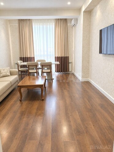 Сдаётся 2-комн. новостройка 85 м², м. 8 ноября, photo 3 from 6