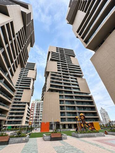 Продаётся 3-комн. новостройка 148 м², м. 8 ноября, photo 1 from 9