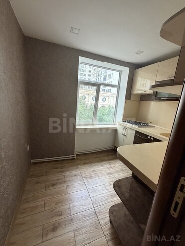 Сдаётся 2-комн. вторичка 60 м², м. Элмляр Академиясы, photo 10 from 13