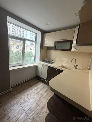 Сдаётся 2-комн. вторичка 60 м², м. Элмляр Академиясы, photo 9 from 13