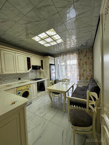 Сдаётся 2-комн. вторичка 65 м², м. Нефтчиляр, photo 9 from 17