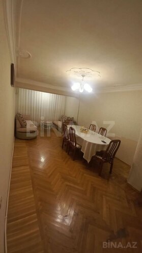 Продаётся 3-комн. вторичка 82 м², м. Иншаатчылар, photo 3 from 14