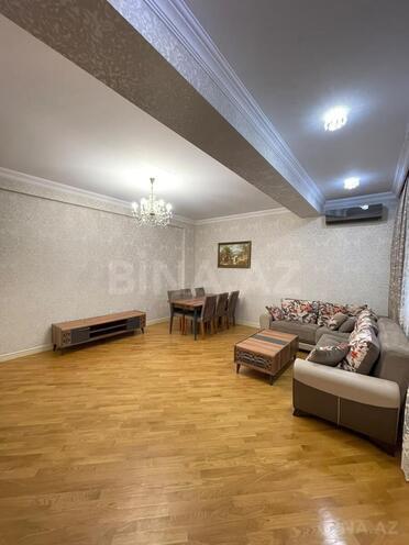 Сдаётся 3-комн. новостройка 150 м², Насиминский  р., photo 1 from 17