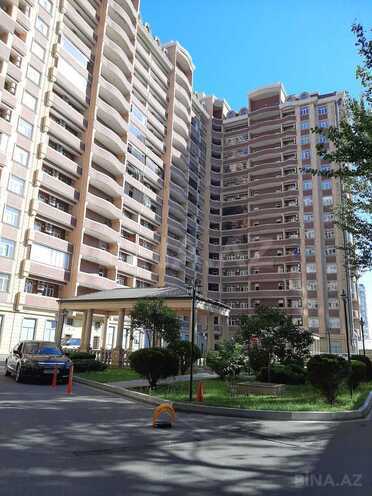 Сдаётся 3-комн. новостройка 130 м², м. Гянджлик, photo 1 from 19