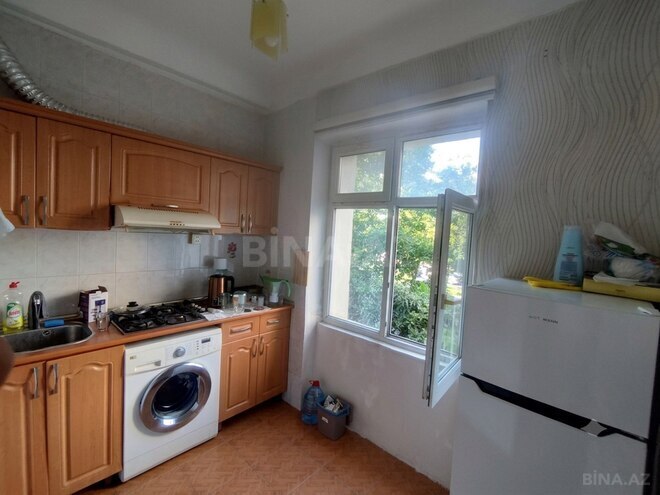 Satılır 2 otaqlı köhnə tikili 40 m², 8 Noyabr m., photo 4 from 10