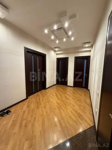 Сдаётся 3-комн. новостройка 150 м², м. Нариман Нариманов, photo 19 from 24
