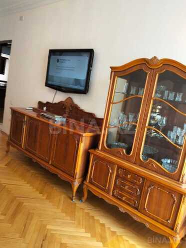 İcarəyə verilir 2 otaqlı köhnə tikili 80 m², Sahil m., photo 7 from 19