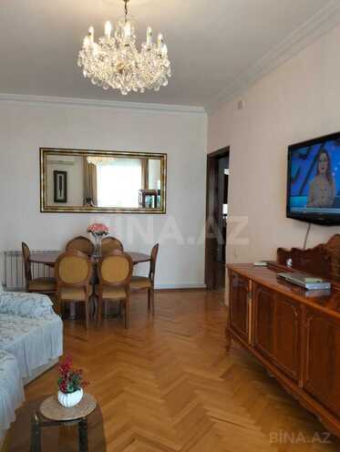 İcarəyə verilir 2 otaqlı köhnə tikili 80 m², Sahil m., photo 9 from 19