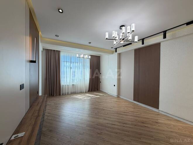 Продаётся 2-комн. новостройка 70 м², м. Кара Караев, photo 1 from 21