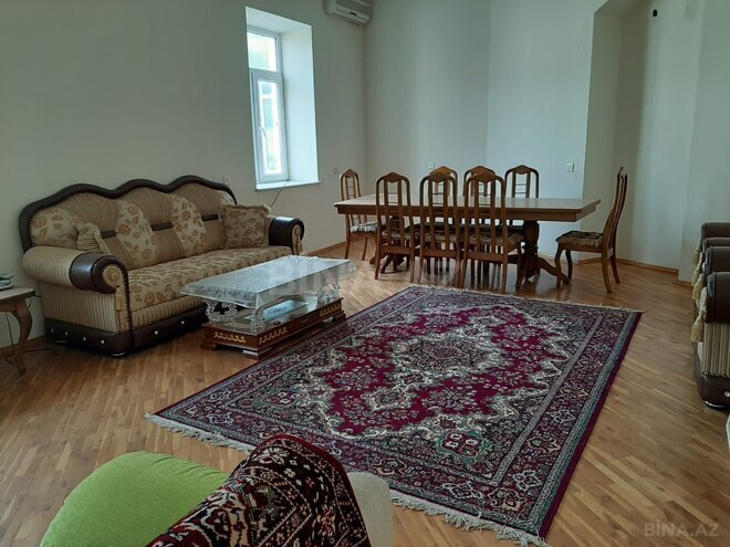 İcarəyə verilir 4 otaqlı köhnə tikili 140 m², Sahil m., photo 12 from 30