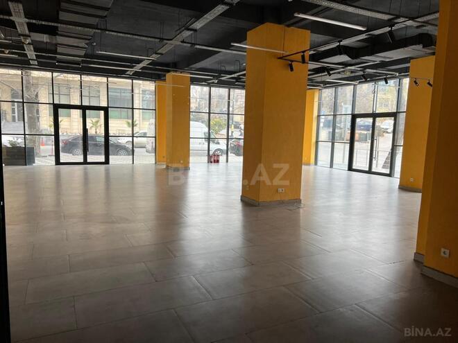 İcarəyə verilir  obyekt 280 m², 28 May m., photo 1 from 13