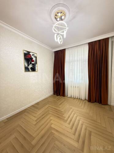Продаётся 2-комн. новостройка 66.7 м², м. Иншаатчылар, photo 1 from 12