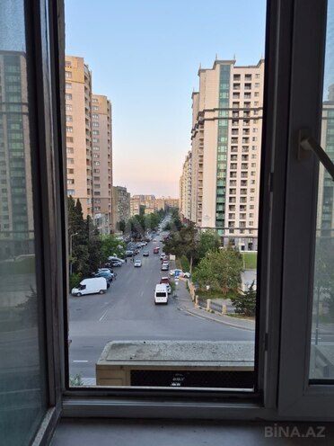 Продаётся 2-комн. вторичка 32 м², м. Иншаатчылар, photo 5 from 13