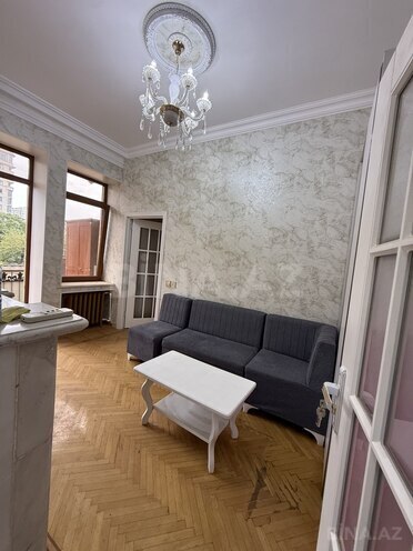 Satılır 2 otaqlı köhnə tikili 55 m², Bayıl q., photo 6 from 15