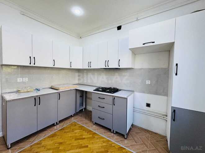 Продаётся 3-комн. вторичка 85 м², м. Кара Караев, photo 10 from 14
