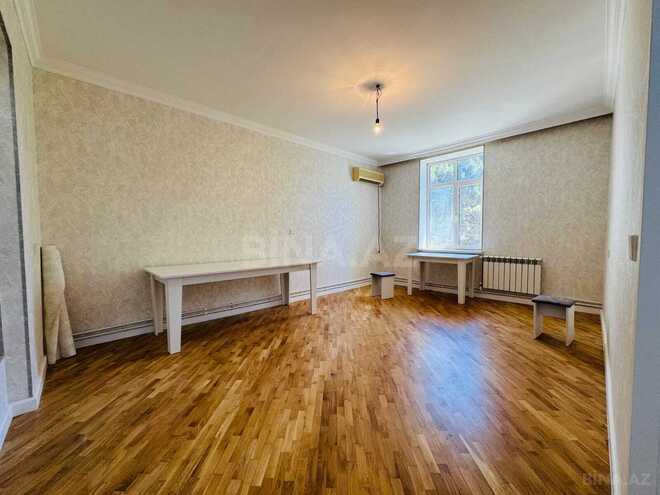 Продаётся 3-комн. вторичка 85 м², м. Кара Караев, photo 3 from 14