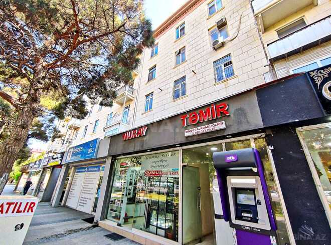 Продаётся 3-комн. вторичка 85 м², м. Кара Караев, photo 1 from 14