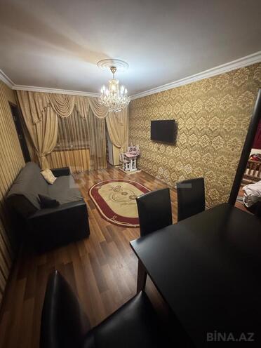 Продаётся 3-комн. вторичка 55 м², м. Иншаатчылар, photo 1 from 31
