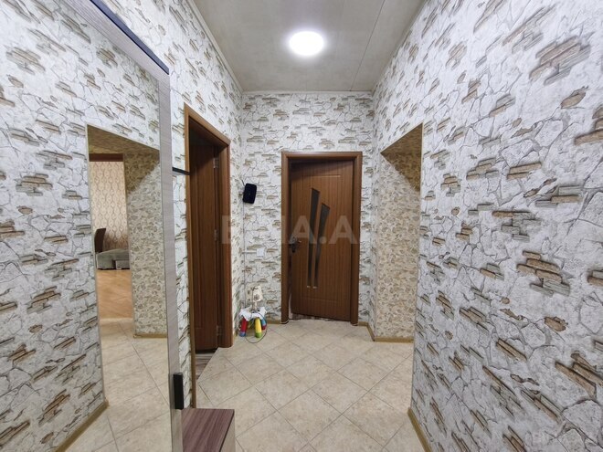 Продается 3-комн. вторичка 80 м², Ясамальский р., photo 4 from 15