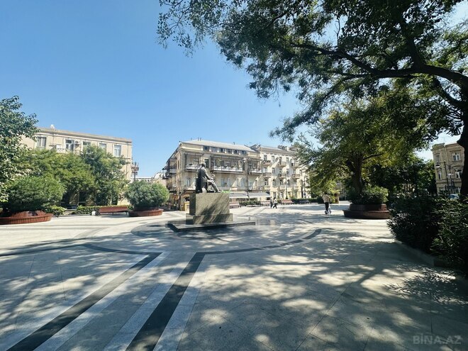 Сдаётся 3-комн. вторичка 120 м², м. Ичеришехер, photo 19 from 20