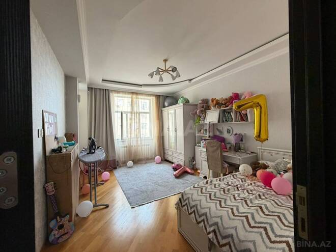 Продаётся 3-комн. новостройка 107 м², м. Нефтчиляр, photo 10 from 17