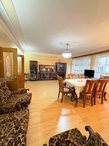 İcarəyə verilir 2 otaqlı köhnə tikili 90 m², 28 May m., photo 3 from 21