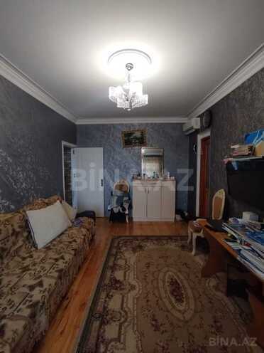Продаётся 2-комн. вторичка 65 м², Хатаинский р., photo 4 from 17
