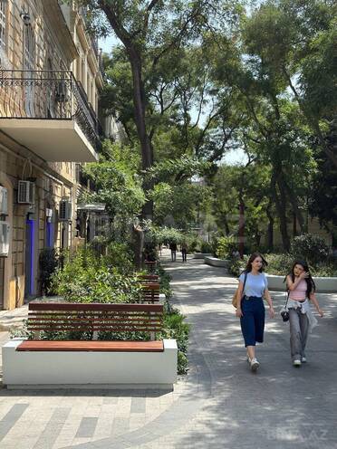 Satılır 3 otaqlı köhnə tikili 75 m², Sahil m., photo 7 from 31