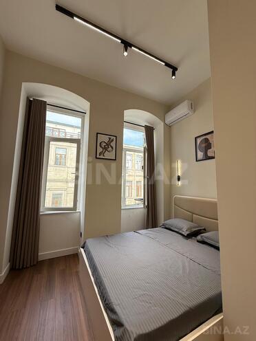 Satılır 3 otaqlı köhnə tikili 75 m², Sahil m., photo 11 from 31