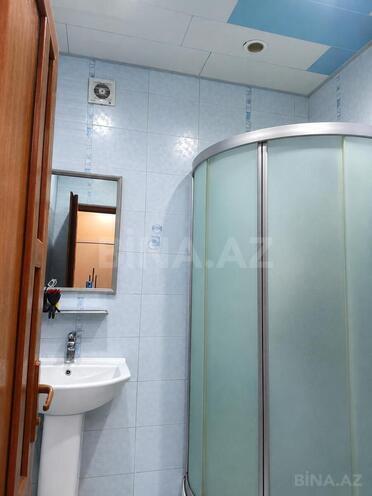 Продаётся 2-комн. вторичка 65 м², м. Ази Асланов, photo 8 from 10