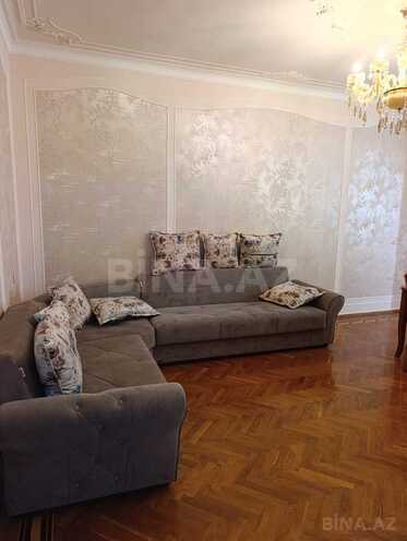 Сдаётся 3-комн. вторичка 85 м², м. Нариман Нариманов, photo 1 from 17