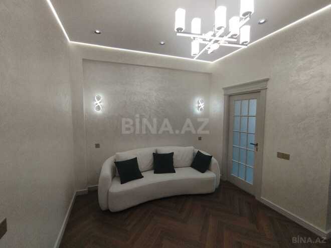 Продаётся 2-комн. новостройка 65 м², м. Нефтчиляр, photo 1 from 31