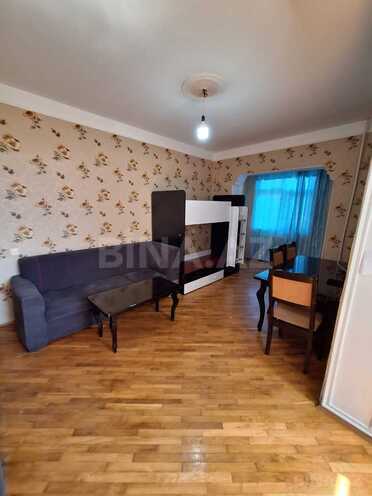 Satılır 2 otaqlı köhnə tikili 50 m², Əhmədli m., photo 1 from 18