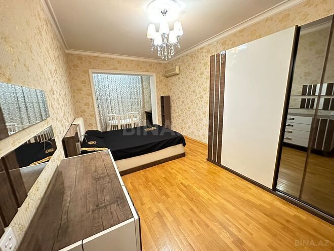 Satılır 3 otaqlı köhnə tikili 85 m², Xalqlar Dostluğu m., photo 12 from 18
