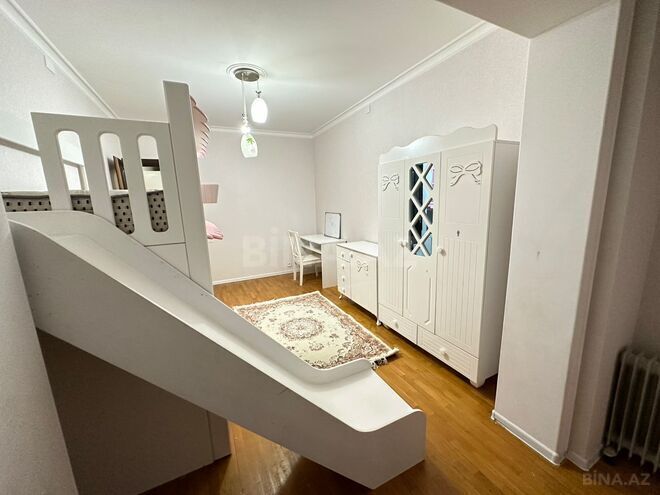 Satılır 3 otaqlı köhnə tikili 85 m², Xalqlar Dostluğu m., photo 4 from 18