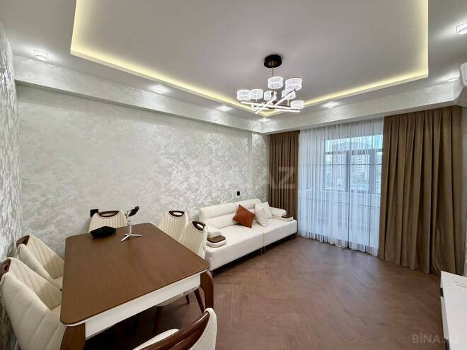 Продаётся 3-комн. новостройка 80 м², м. Нефтчиляр, photo 1 from 29